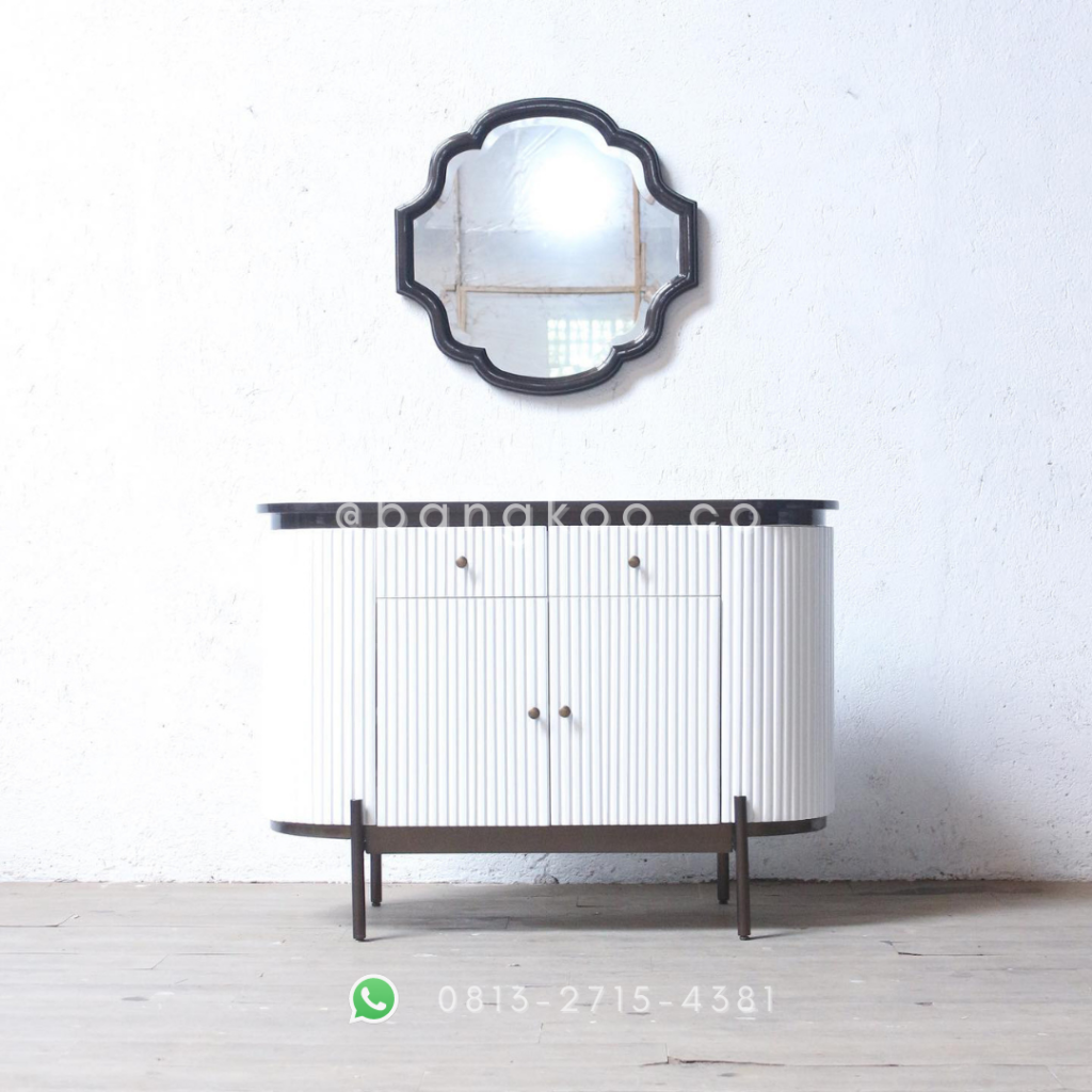 Credenza Mewah Minimalis