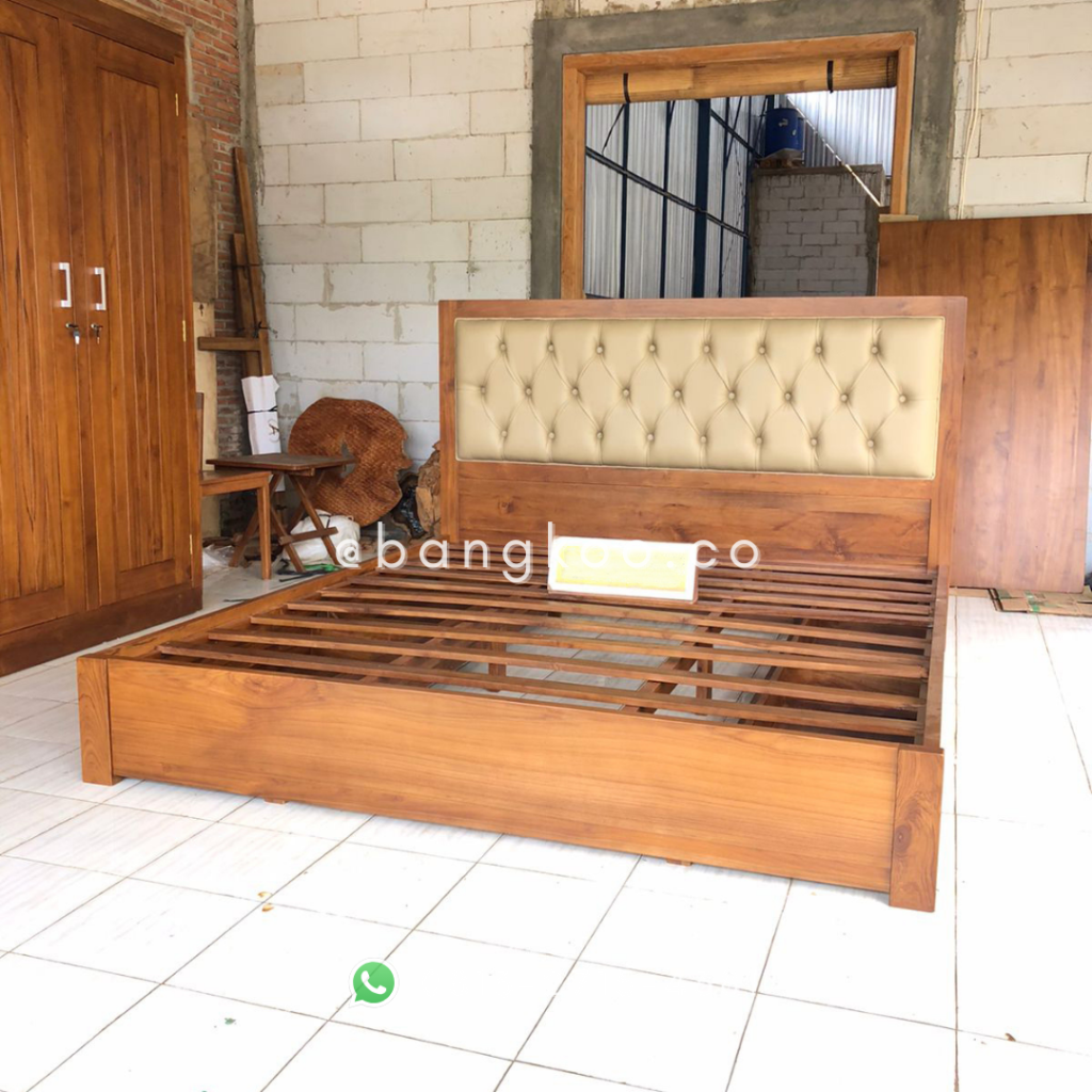 Tempat Tidur Minimalis Jati Laci