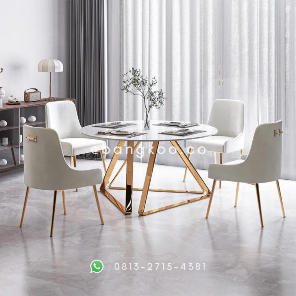 Meja Makan Mewah Bundar