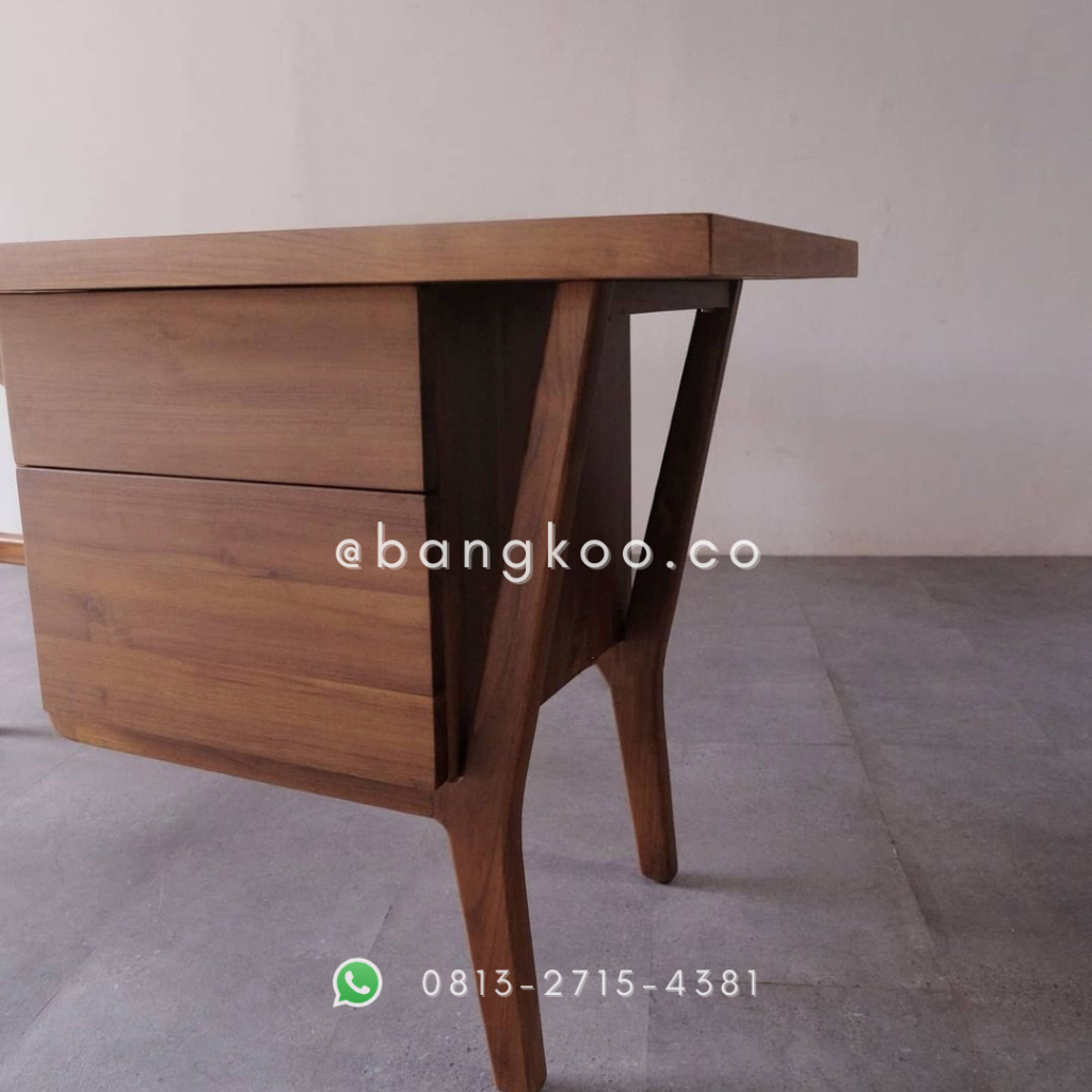 Meja Kerja Minimalis Jati