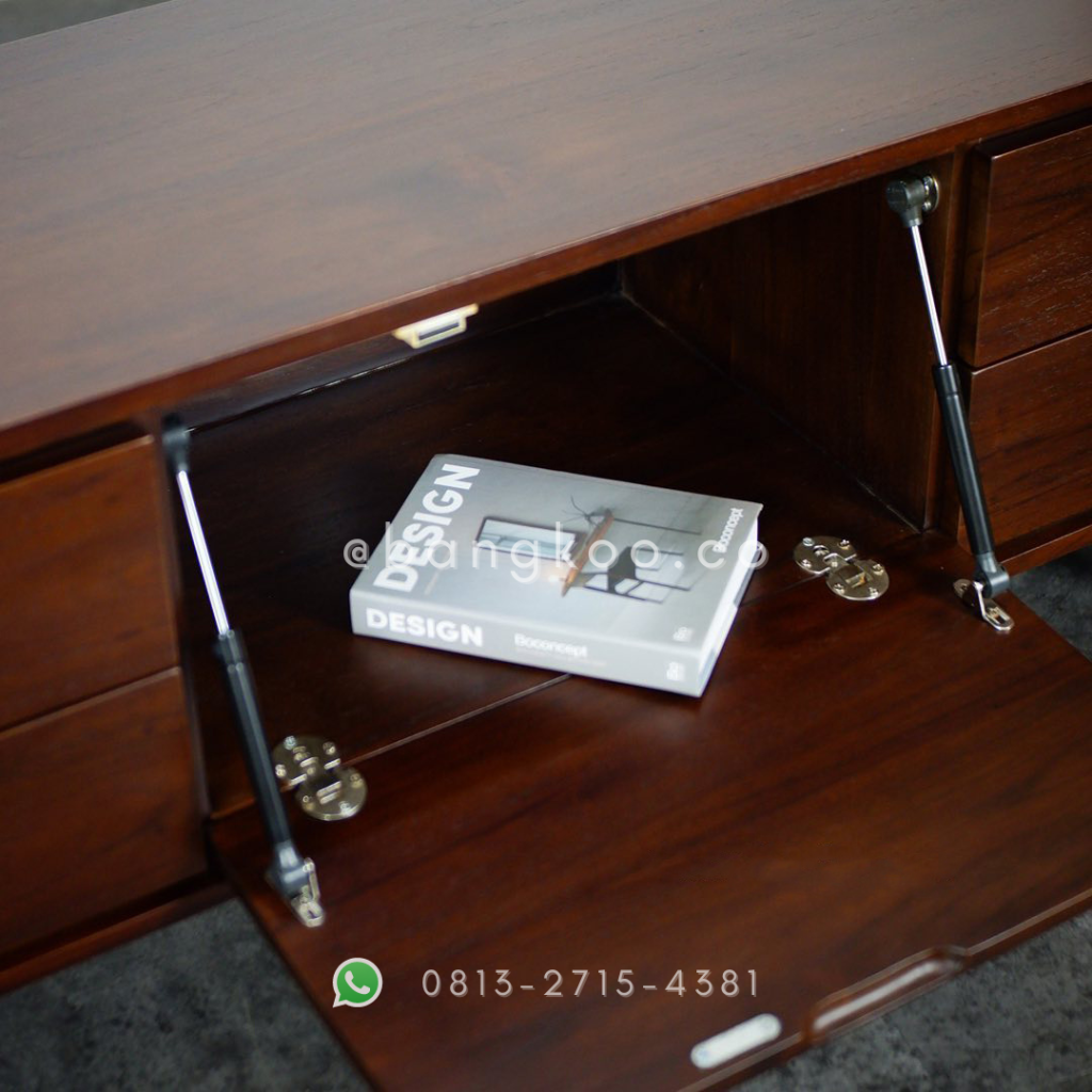 Bufet Minimalis Besi