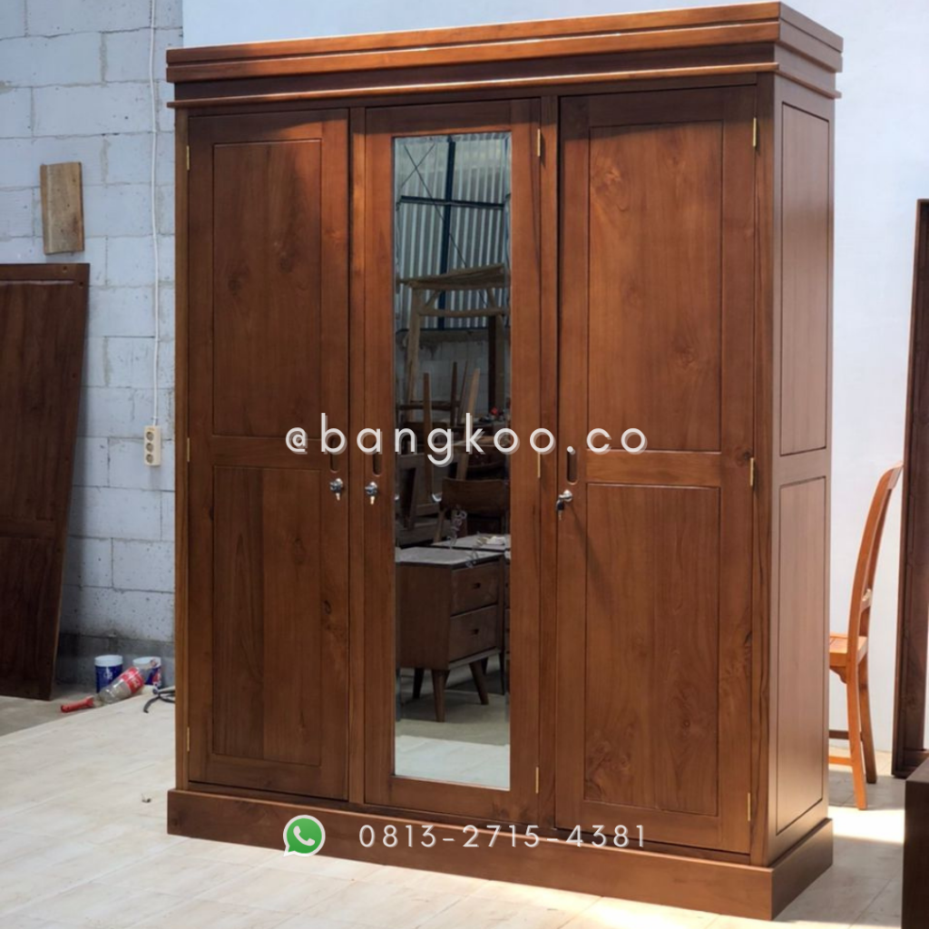 Lemari Pakaian Jati 3 Pintu