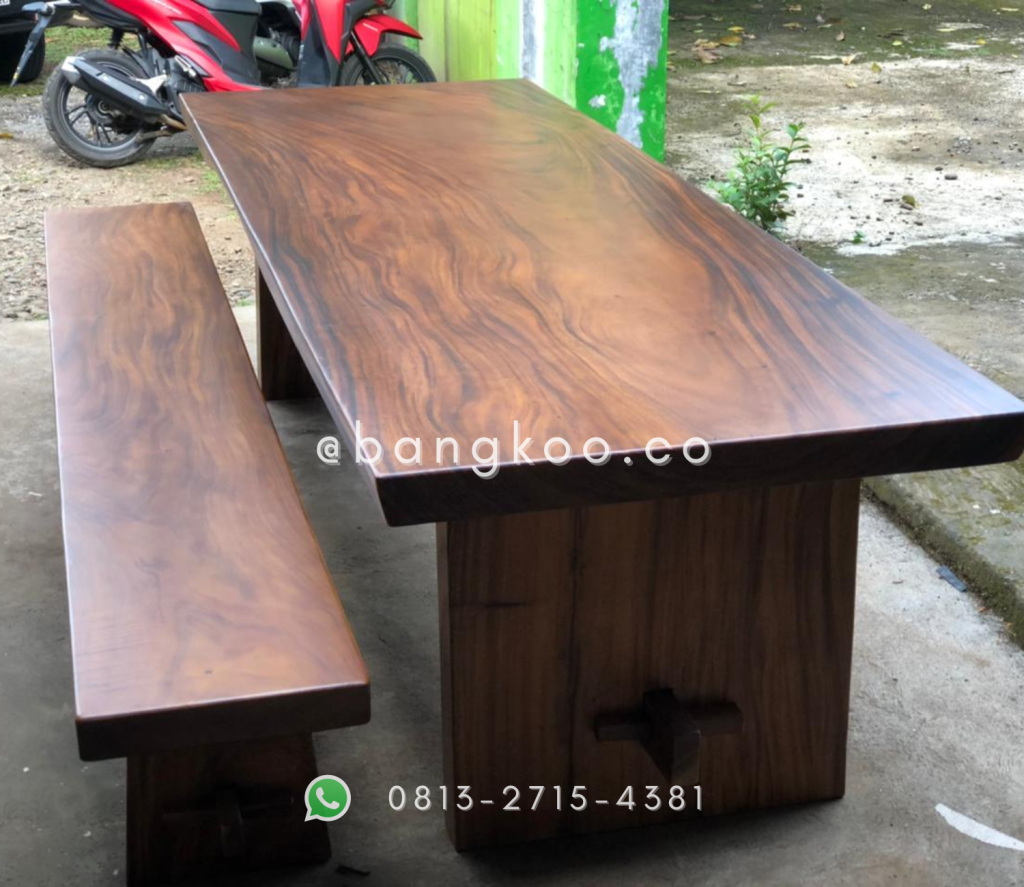 Meja Makan Suar Trembesi