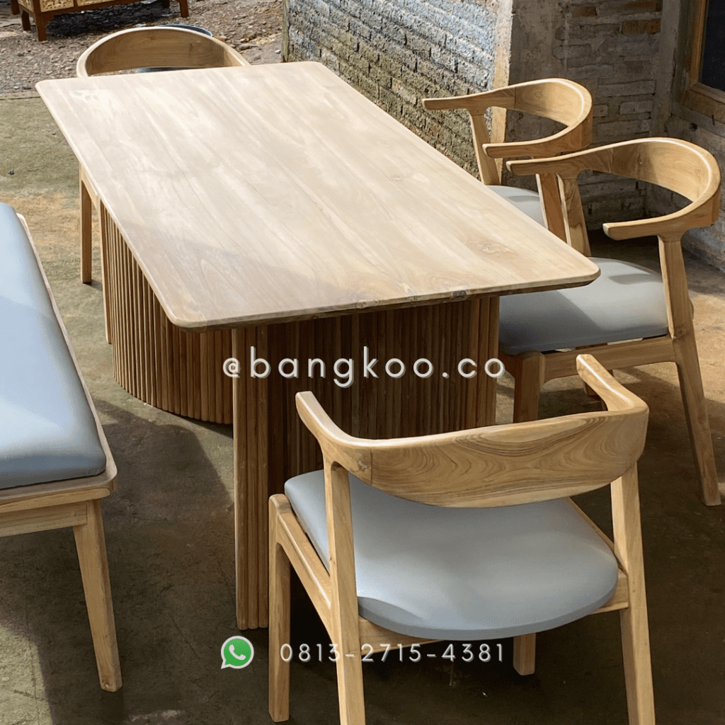 Set Meja Makan Jati Bleach