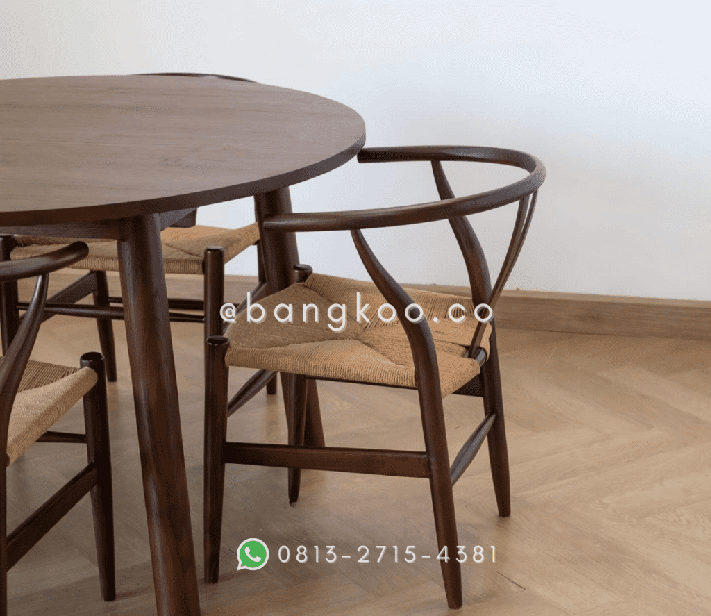 Set Meja Makan Jati Bulat Wishbone