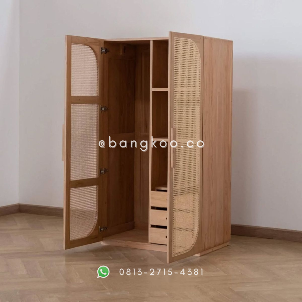 Lemari Pakaian Jati Rotan 2 Pintu