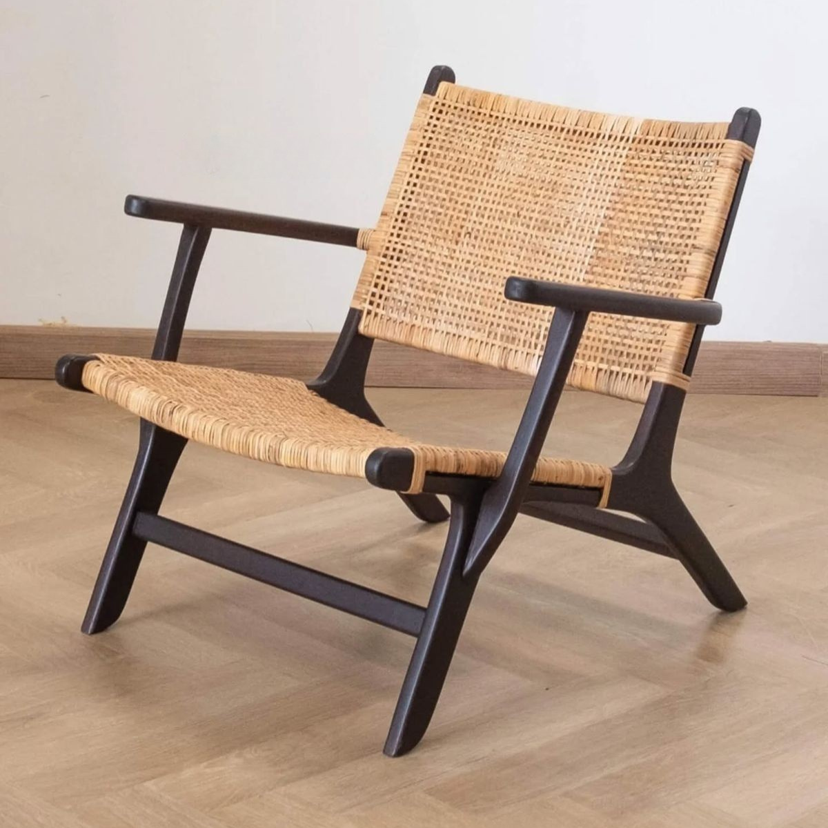 Produsen Furniture Lapangan Padel | Produsen Furniture & Mebel Jati asli Jepara | Furniture Jepara Online Terpercaya